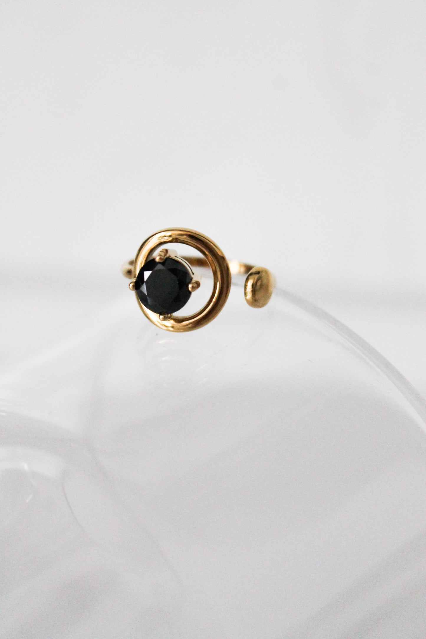 Noir Luxe Ring
